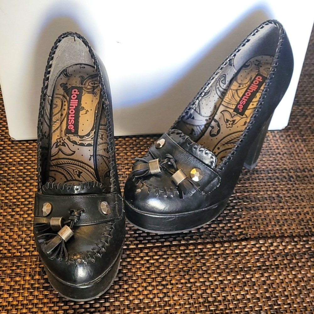 Shoes